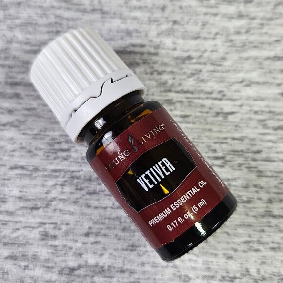 Vetiver Young Living Essential Oil 5ml Blend Aromatherapy Sealed Organic Sleep - Picture 1 of 4